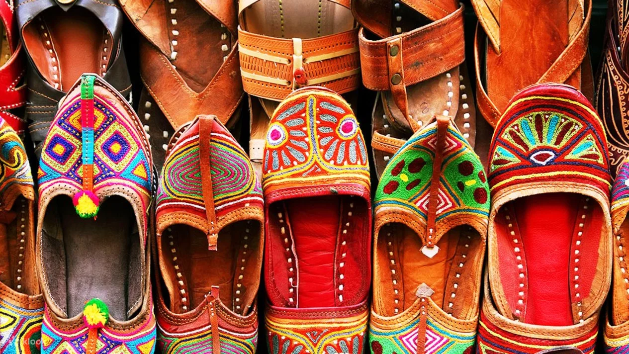 Read more about the article Jaipur Private Shopping Tour